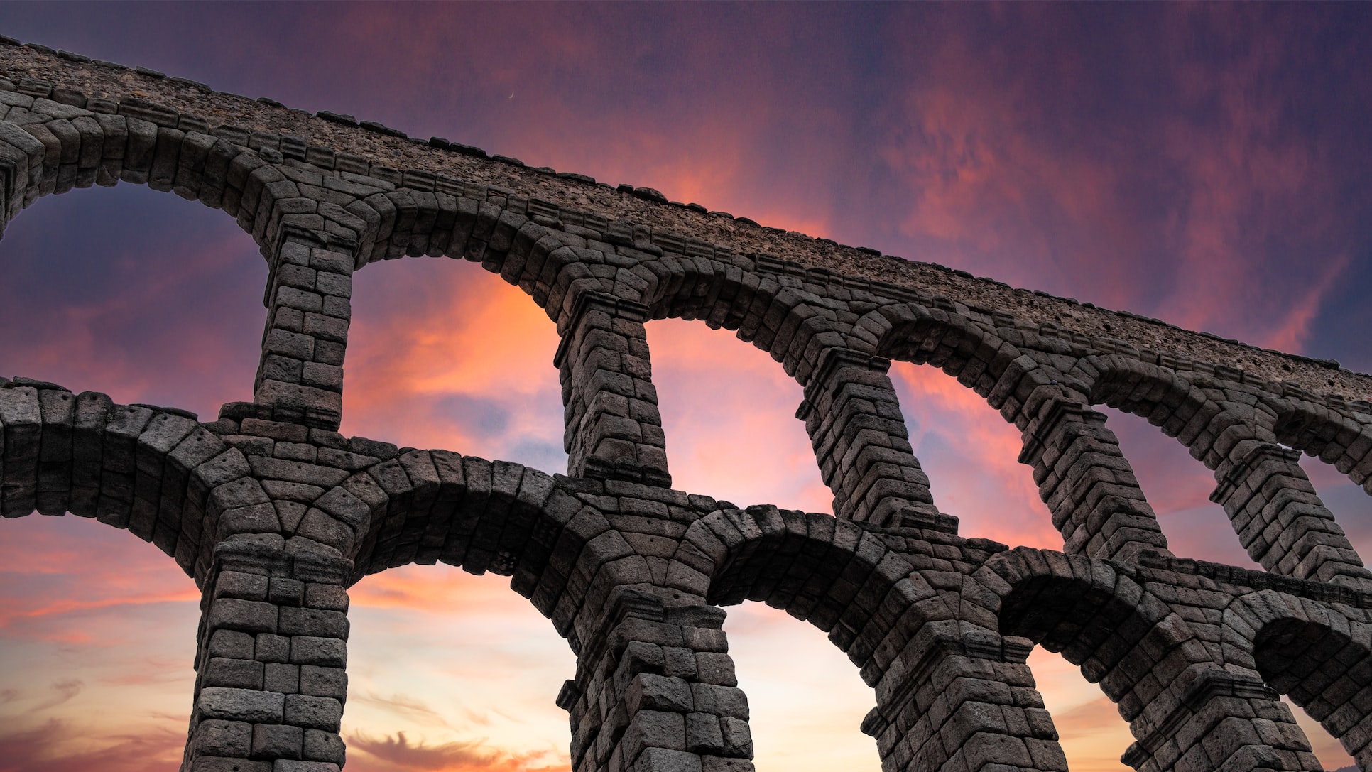 Photo of a Roman aqueduct